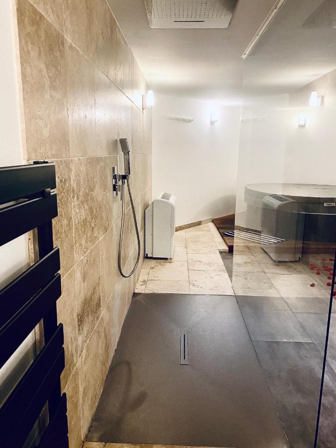 Mieuxqualhotel Jacuzzi Privatif La Parenthese Bordeaux Eksteriør billede