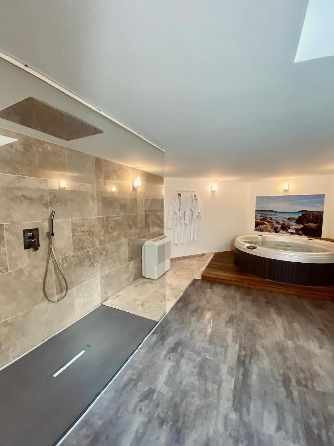 Mieuxqualhotel Jacuzzi Privatif La Parenthese Bordeaux Eksteriør billede