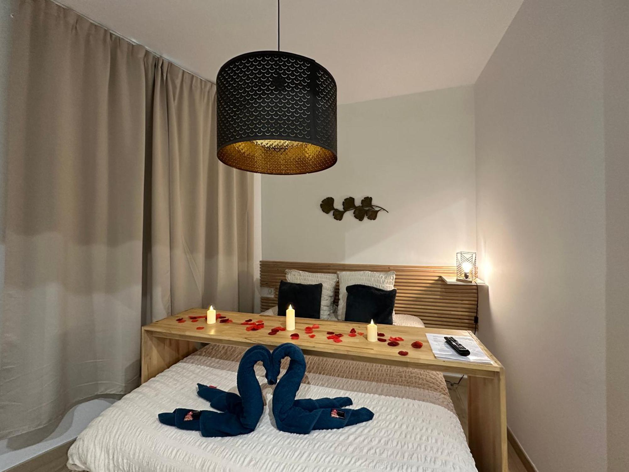 Mieuxqualhotel Jacuzzi Privatif La Parenthese Bordeaux Eksteriør billede