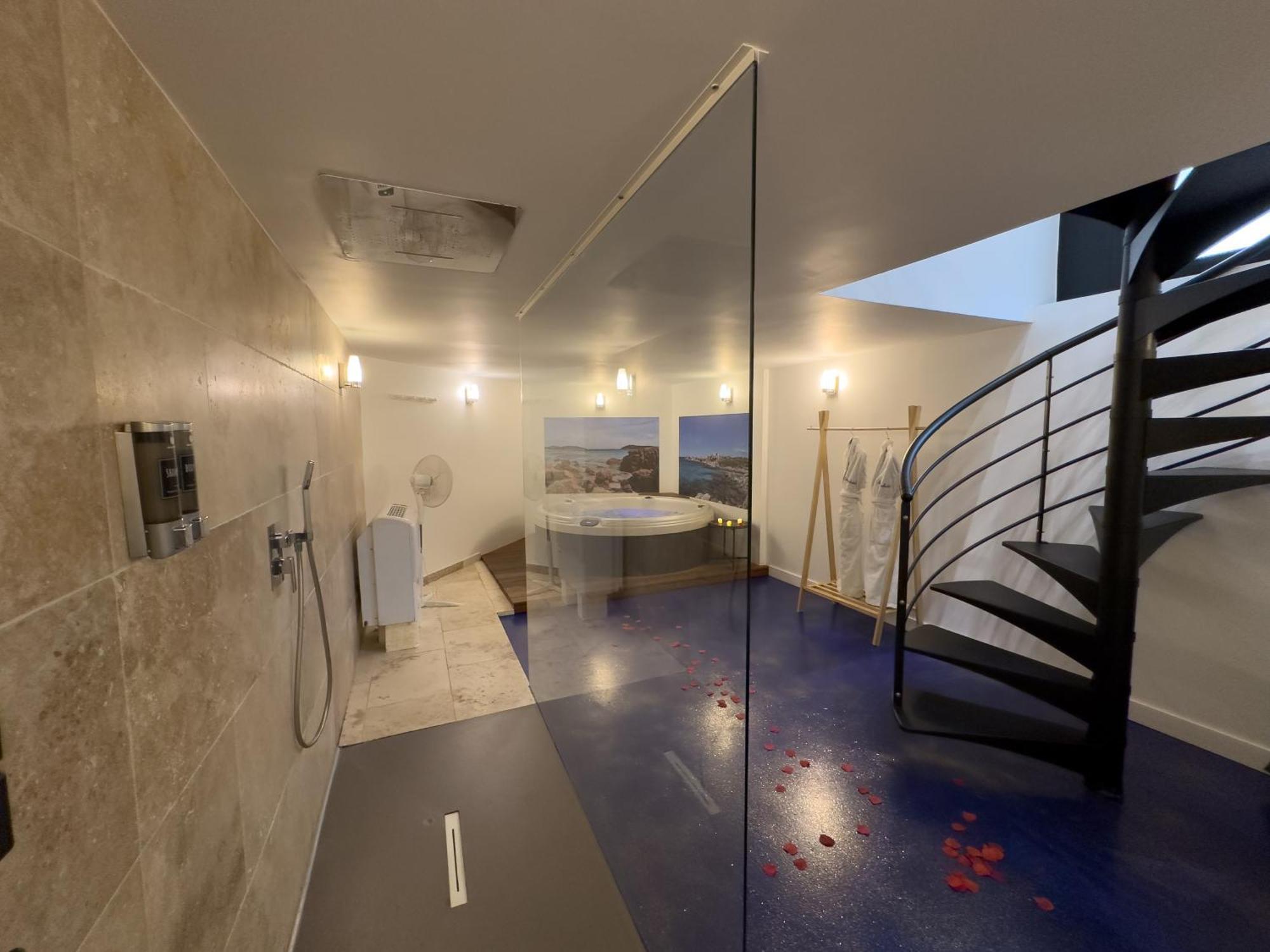 Mieuxqualhotel Jacuzzi Privatif La Parenthese Bordeaux Eksteriør billede